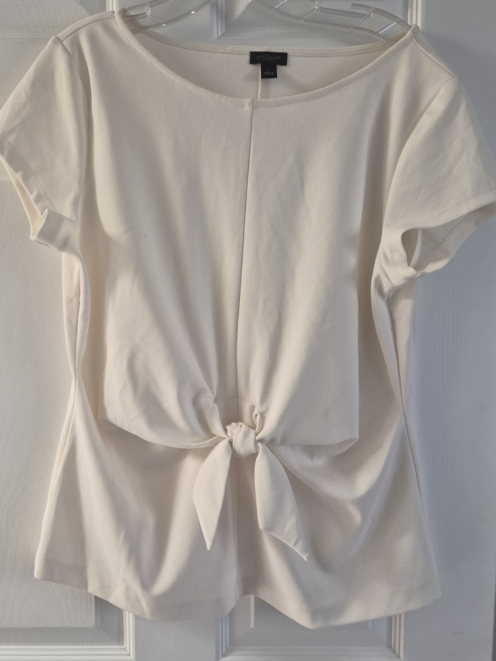 Ann Taylor Cream Tie-Front Short Sleeve Top